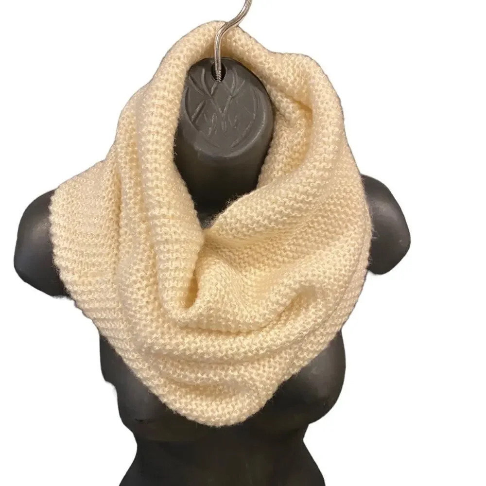 H&M Cream Colored Cowl Neck Knit Infinity Scarf Women's O/S